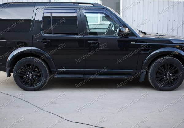   Land Rover Discovery 4   black